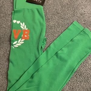 Love ❤️ LEGGINGS